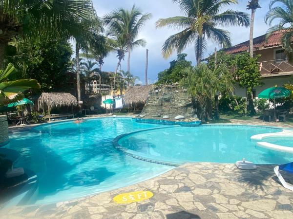 Plaza Real Resort