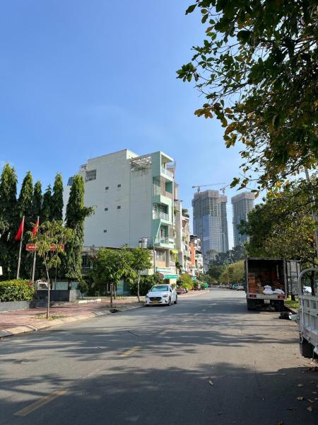 Sunny Tranquil Oasis - Ho Chi Minh City