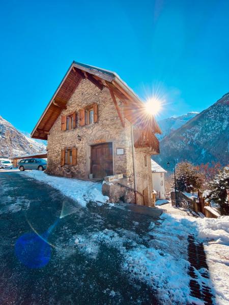 A la foto es mostra l'objecte La Grange St. Cyprien, Venosc - Les Deux Alpes situat a la ciutat de Vénosc.