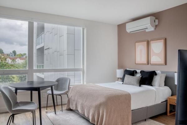 Capitol Hill Studio W Lounge Bbq Wd Nr Park Sea-604 - Seattle, WA