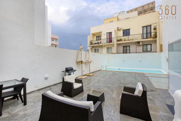 A la foto es mostra l'objecte Large, fully equipped maisonette with private POOL by 360 Estates situat a la ciutat de Santa Venera.