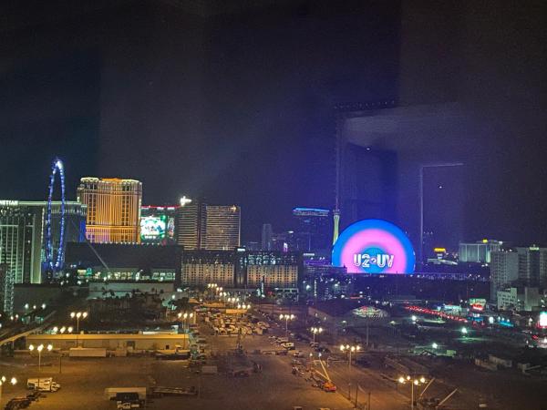 Signature Mgm Suite With Strip And Sphere View - Henderson, NV