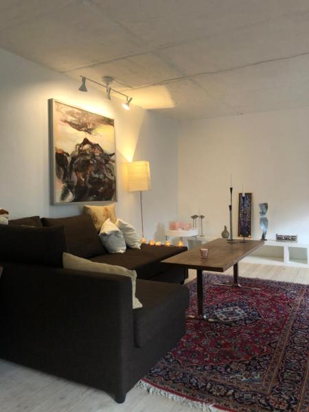 På billedet ses objektet AppleFlower Farm retro apartment no 3 beliggende i byen Lillerød.