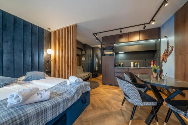 På billedet ses objektet Canin Mountain Lodge beliggende i byen Stolvizza.