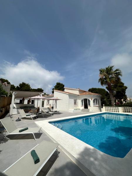 På billedet ses objektet Villa Casa Nella (familiale avec piscine privée) beliggende i byen Jávea.