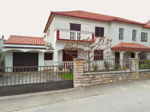 Apartments with parking space Zadar - 22078, Zara (Zadar)