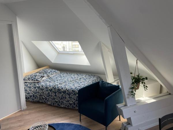 Фотография 9: Studio 302 - Hyper Centre - Intégralement rénové - Toutes commodités à pied