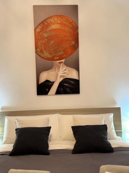 The photo shows the Diana'S Exclusive Apartment located in the city of Scalea.