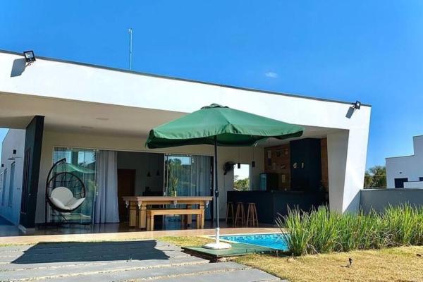 Auf dem Foto ist das Objekt Aconchegante casa na represa. in der Stadt Itaí zu sehen.