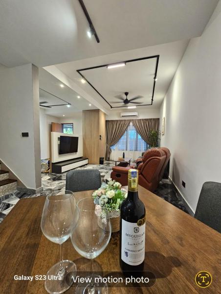 Na fotografii je vidět objekt Traveller's stay for 10 pax nacházející se ve městě Ipoh.