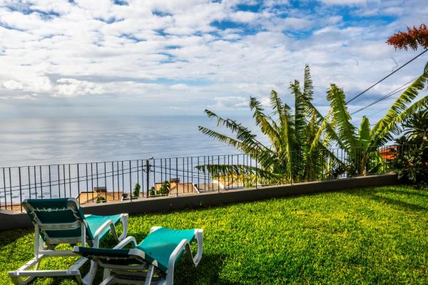 På bildet vises objektet Apartamento Domingos som ligger i byen Arco da Calheta.