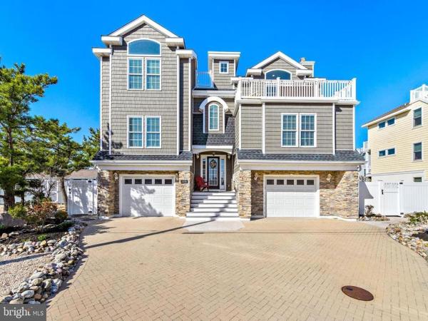 A la foto es mostra l'objecte Bayside Beauty- Perect House For Multi Family Gatherings situat a la ciutat de Ship Bottom.