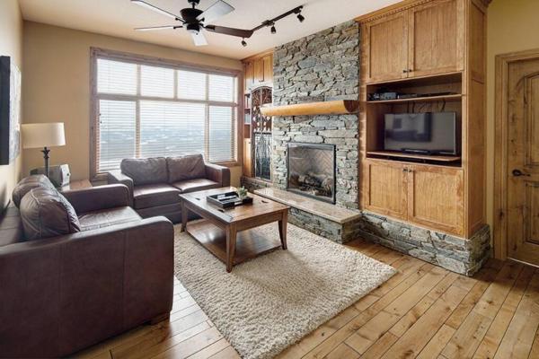 Luxury Aspens 2 Bdrm Condo With Best Views - Big White Ski Resort, BC