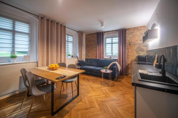 På bildet vises objektet Apartamenty Śnieżna 12 Lądek- Zdrój som ligger i byen Lądek-Zdrój.