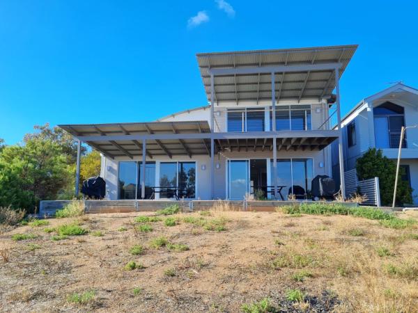 The photo shows the Number 99A located in the city of Port Julia.