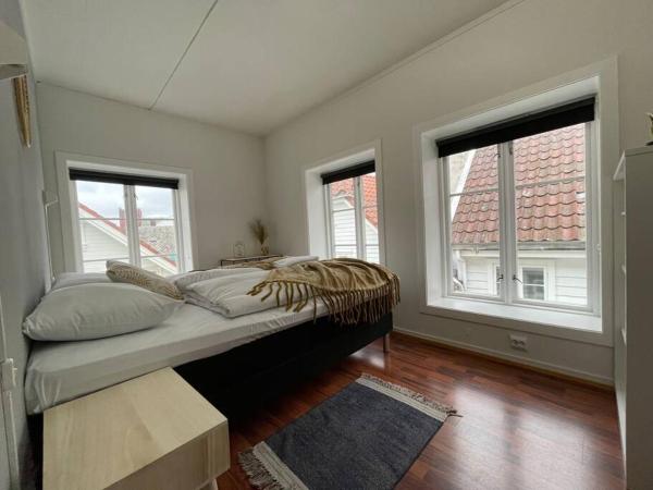Stavanger BnB 15 by Berti's ( Centrum, Sauna, Billiard, Airport Shuttle)