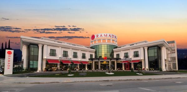 A la foto es mostra l'objecte Ramada by Wyndham Sakarya Hotel situat a la ciutat de Sakarya.