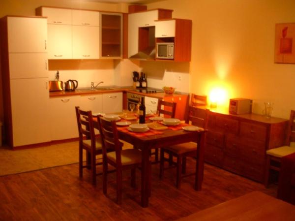 A la foto es mostra l'objecte MD Alexander Services Apartments situat a la ciutat de Bansko.