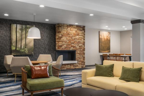 A la foto es mostra l'objecte Fairfield Inn & Suites by Marriott Chattanooga South East Ridge situat a la ciutat de Fort Oglethorpe.