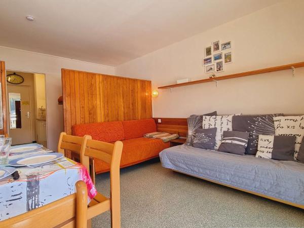 A la foto es mostra l'objecte Studio cosy pour 4 pers. près des pistes avec Wifi et parking - SuperDévoluy - FR-1-525-278 situat a la ciutat de Le Dévoluy.