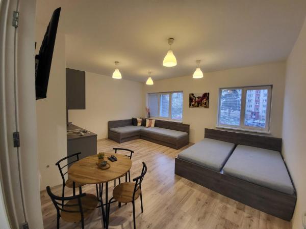 A la foto es mostra l'objecte Apartmán Nová Baňa situat a la ciutat de Nová Baňa.