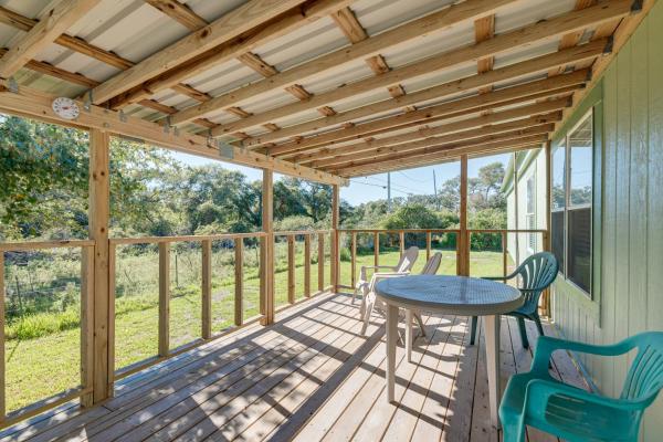 A la foto es mostra l'objecte 4 Mi to State Park: Peaceful Rockport Home w/ Yard situat a la ciutat de Lamar.