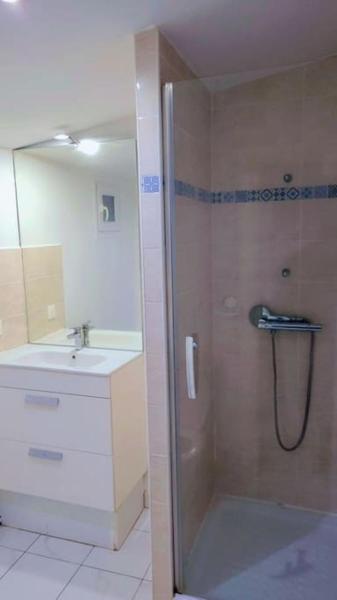 A la foto es mostra l'objecte beau studio situat a la ciutat de Stains.