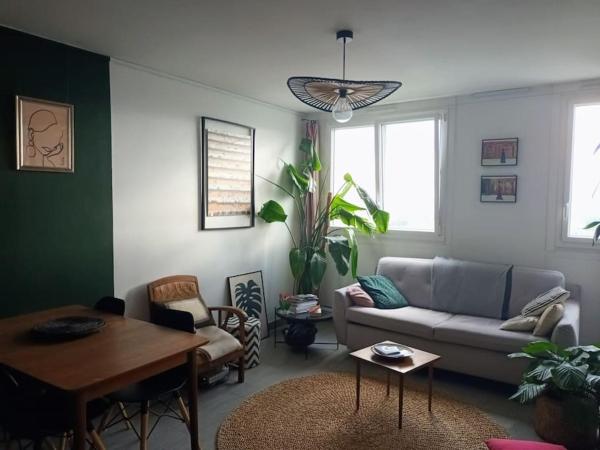 Sunny Flat in Paris, Paris