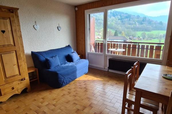 A la foto es mostra l'objecte Studio cabine au cœur de la montagne Les Memises situat a la ciutat de Thollon.