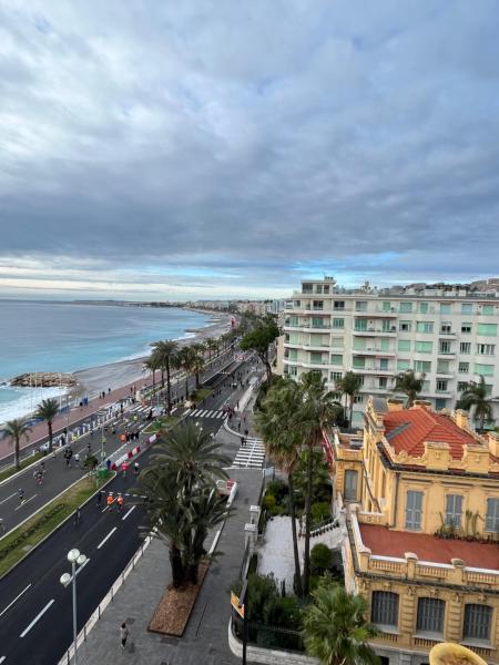 A la foto es mostra l'objecte NICE 115 BY THE SEA situat a la ciutat de Niça.