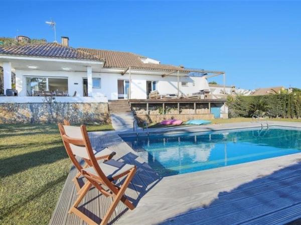 Na fotografii je vidět objekt Villa Rosa by Alventholidays nacházející se ve městě Calonge.