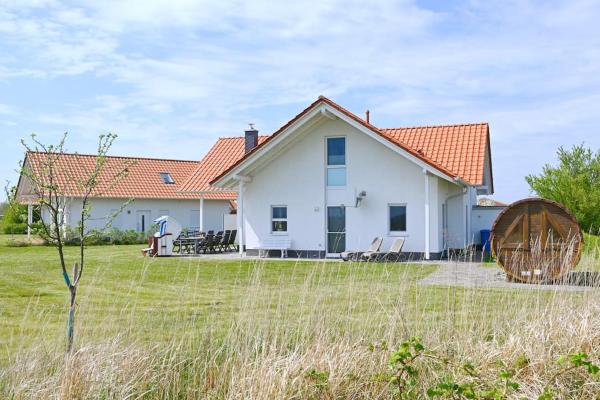 På billedet ses objektet Villa Meereszeit beliggende i byen Granskevitz.