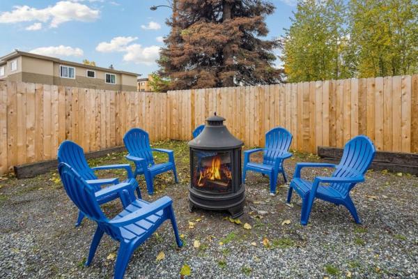 Auf dem Foto ist das Objekt Charming Midtown Bungalow Slumber Village 2 in der Stadt Anchorage zu sehen.