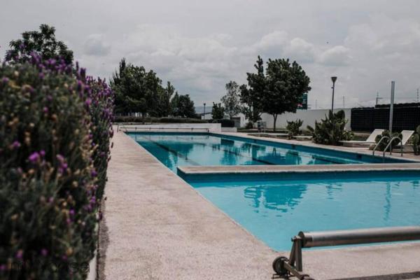 Auf dem Foto ist das Objekt Spectacular House w/ Pool & Amazing Location in der Stadt San Miguel zu sehen.