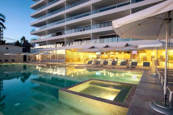 En la foto se muestra el objeto 4 Bedroom, Beach Front Flat Bucerias - Vallarta ubicado en la ciudad de Bucerías.