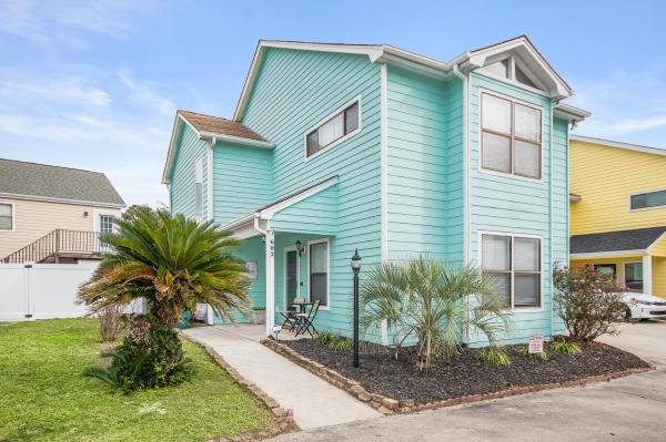 One More Happy Day 3br-3ba Beach House W-hottub, Sleeps 11 - North Myrtle Beach, SC