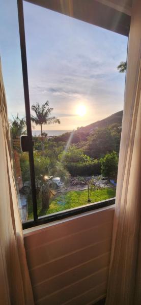 A la foto es mostra l'objecte Apartamento aconchegante e confortável situat a la ciutat de Garopaba.