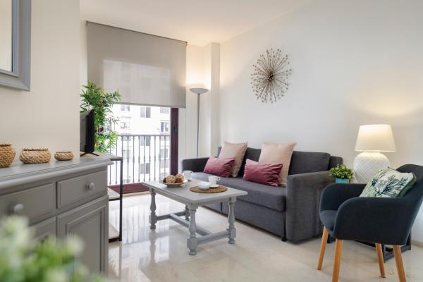 Magno Apartments Santa Justa - Aéroport de Séville (SVQ)