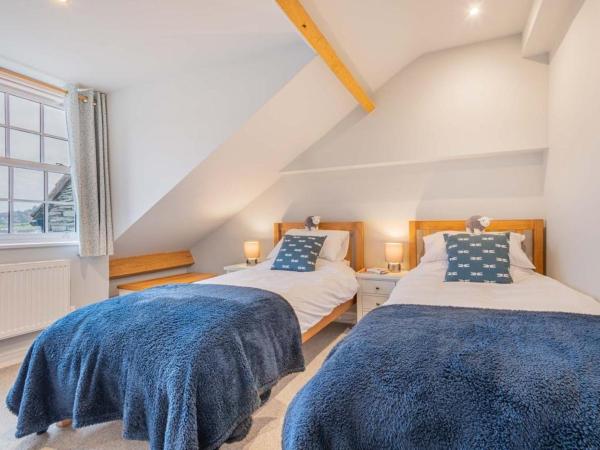 Фотография 8: 2 Bed in Keswick SZ494