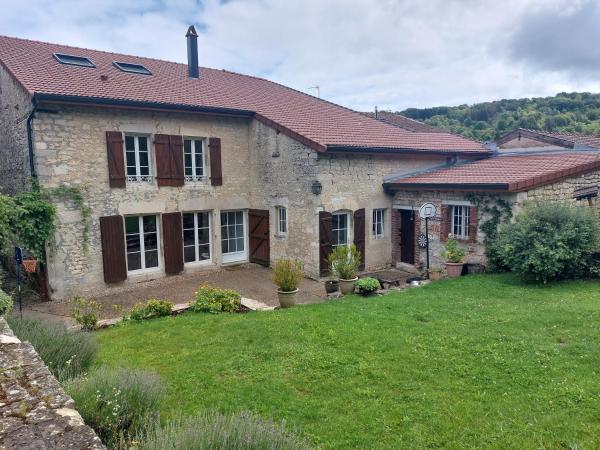 La photo montre l'objet Charmante maison de campagne situé dans la ville de Hattonchâtel.