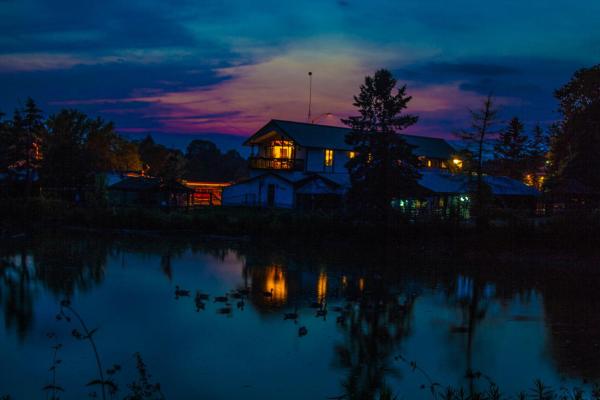 La photo montre l'objet Safari Getaway situé dans la ville de Manvers.