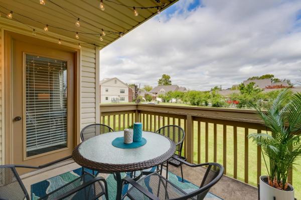 A la foto es mostra l'objecte Family-Friendly Branson Condo with Community Pools! situat a la ciutat de Branson.