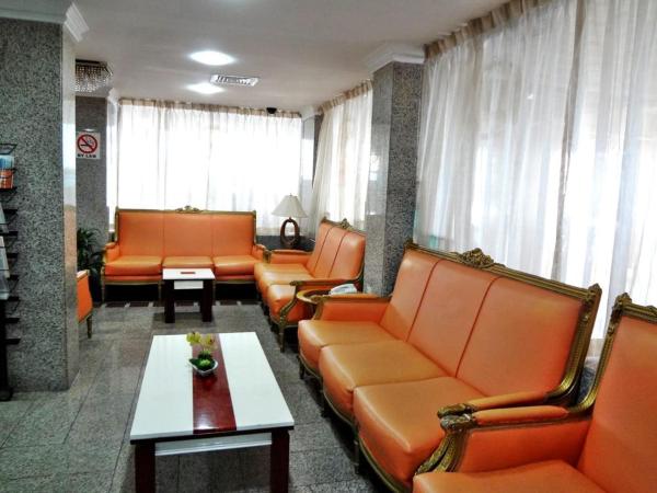 Na zdjęciu widoczny jest obiekt Partition Rooms in Hotel Apartment położony w mieście Dubaj.