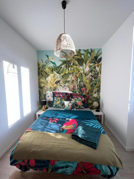På billedet ses objektet Studio tropical , vierzon , proche gare , tout confort beliggende i byen Vierzon.