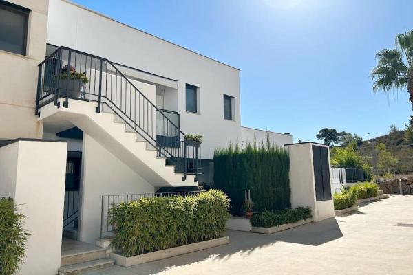 Beautiful modern flat with pool in Lomas de Campoamor, Orihuela