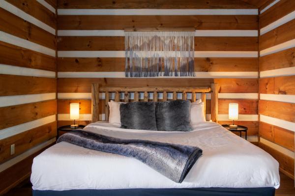 A la foto es mostra l'objecte Tranquil Timber Retreat -View+HotTub+FirePit&More! situat a la ciutat de Sevierville.