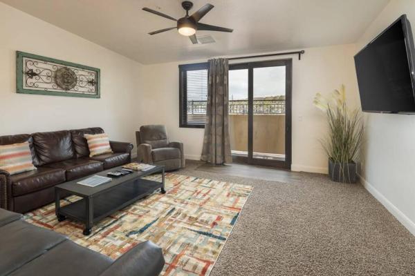 På billedet ses objektet Luxury Downtown Rental - La Dolce Vita Villa #4 beliggende i byen Moab.