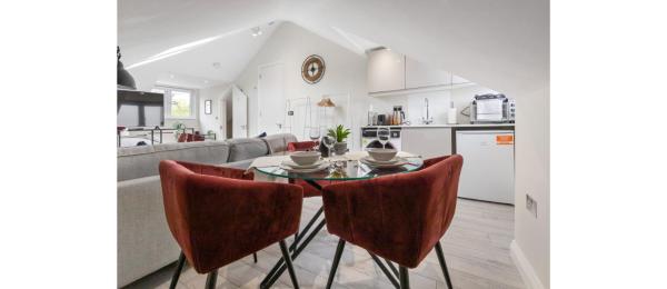 Na fotografii je vidět objekt The Staycation Spot: Luxe Studio nacházející se ve městě The Hyde.