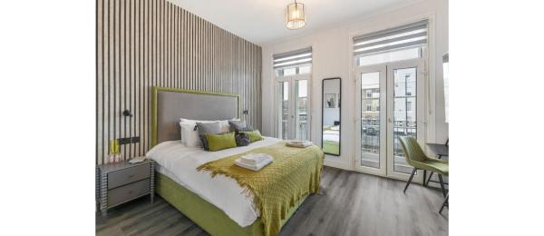 Green Bliss in the City: Comfortable 1-Bed Retreat, London