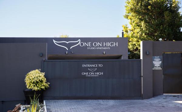 Foto 2: One on High